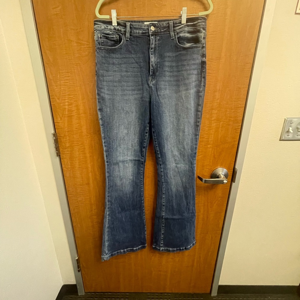 Stylish Indigo Flare Women's Jeans long inseam